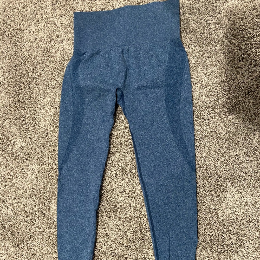 Blue contour leggings